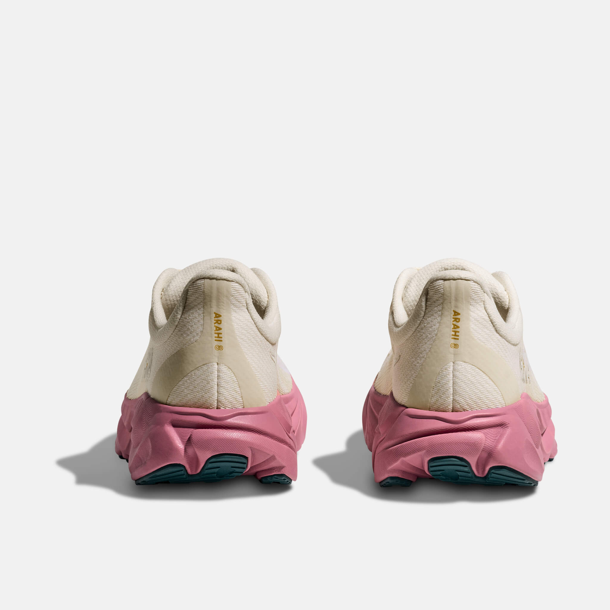 Hoka AraHi 8 Alabaster/Lingonberry