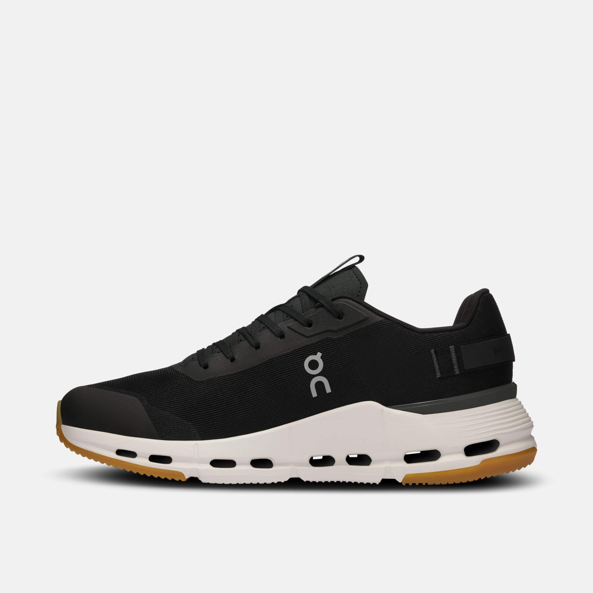 On Cloudnova Form 2 Black/Ivory