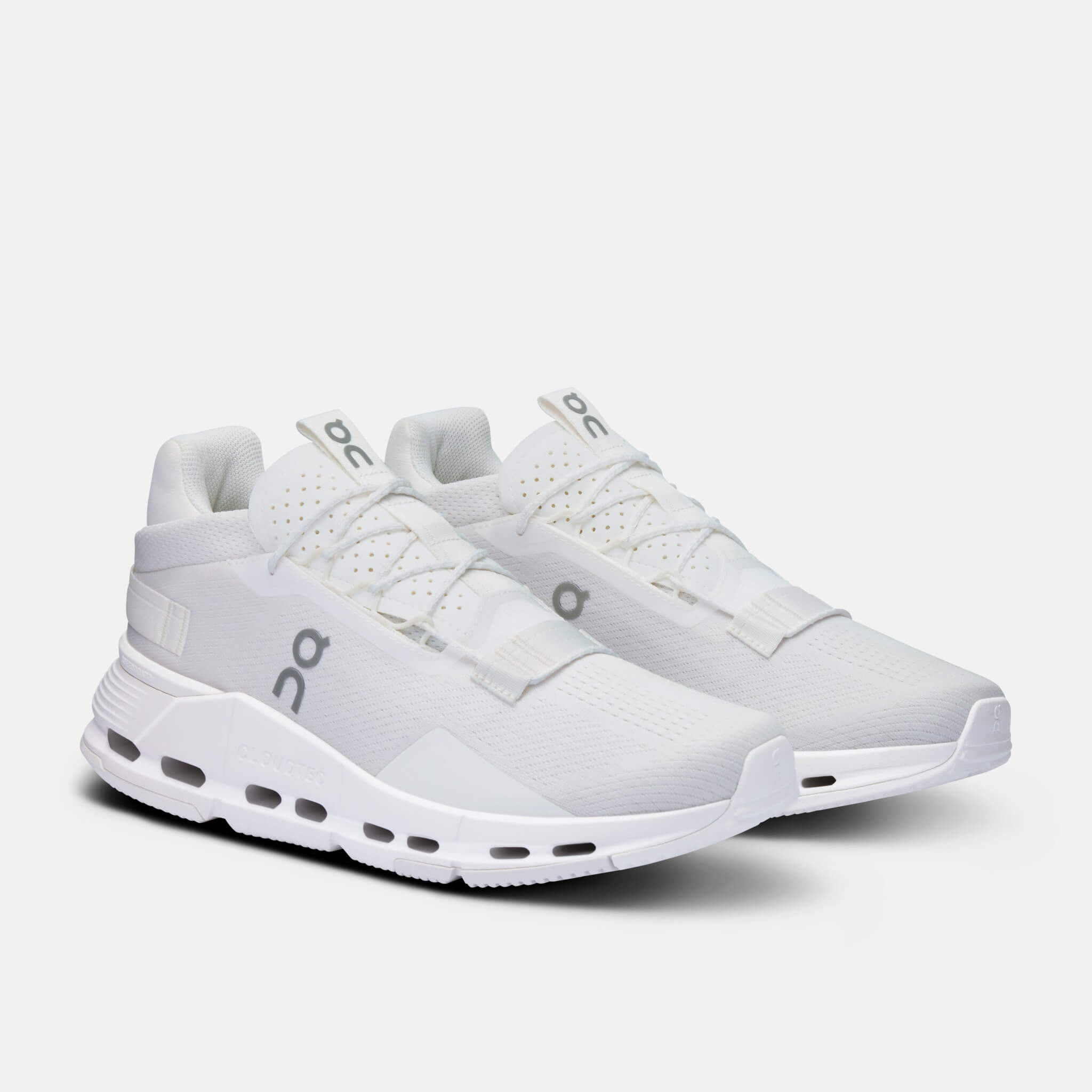 On Cloudnova 2 All White