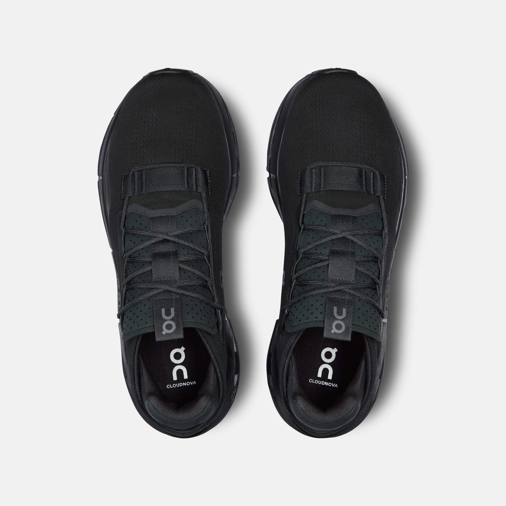 On Cloudnova 2 All Black