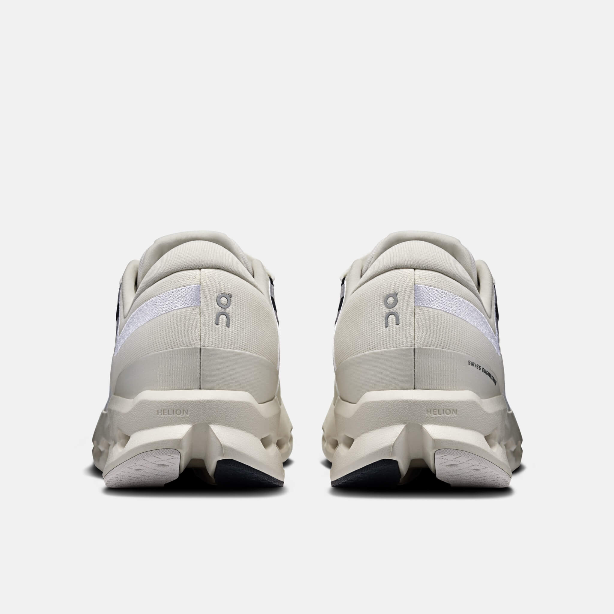 On Cloudsurfer 2 Ivory/Ivory
