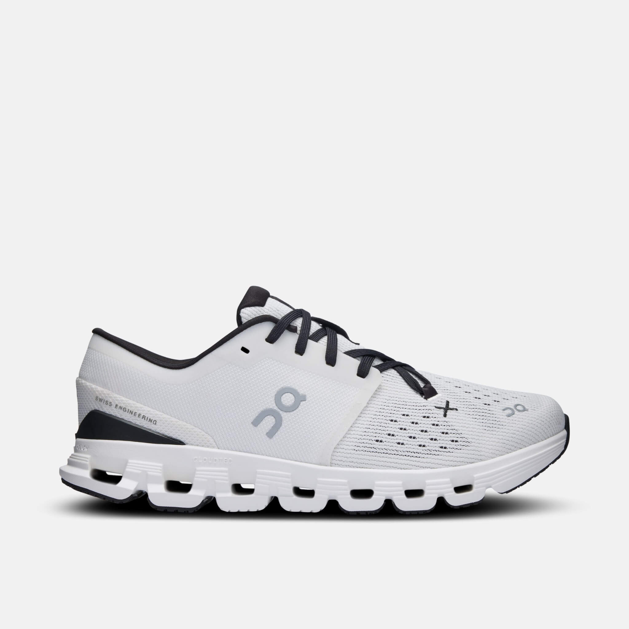 On Cloud X 4 Ivory/Black