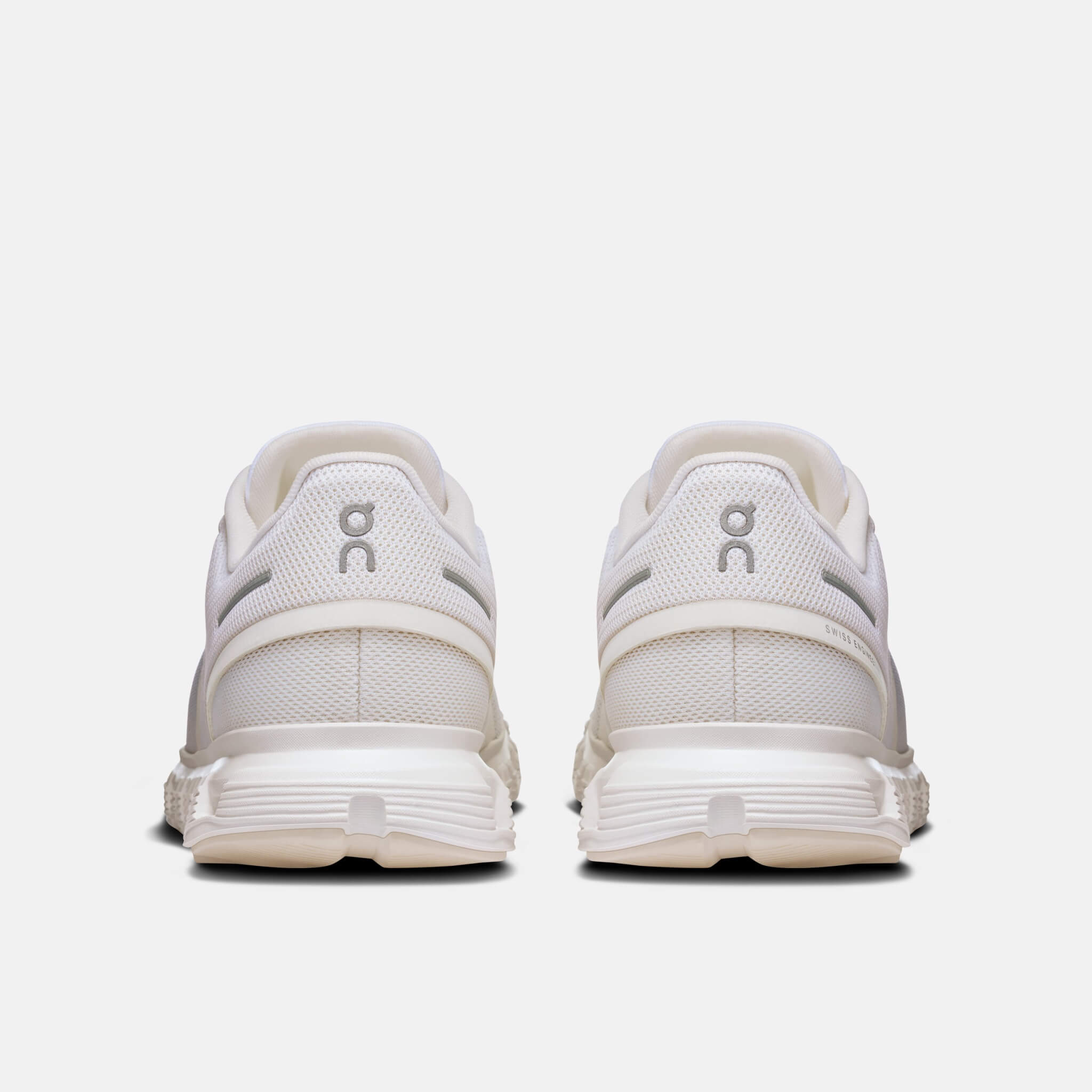 On Cloud 6 White/White